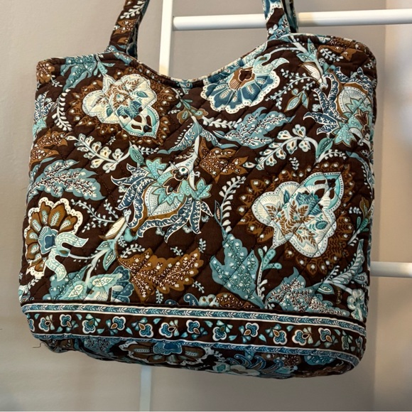 Vera Bradley Floral Patterned Tote and Wallet Set - Picture 7 of 15